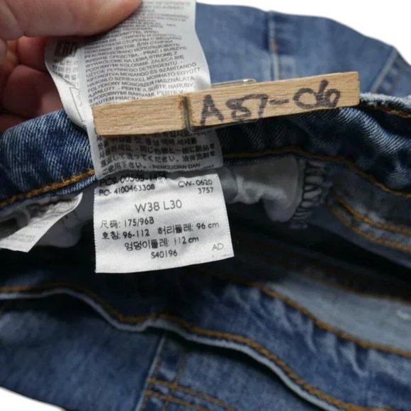 Levis 505 Men's Size 38x30 Stonewashed Jeans Regular Fit Straight Leg Denim Blue - Picture 8 of 8